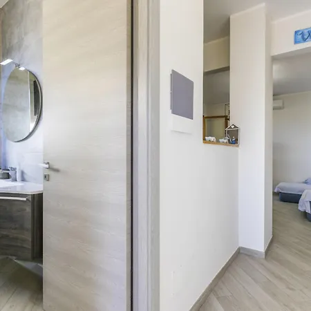 Апартаменты Sole E Mare By Interhome